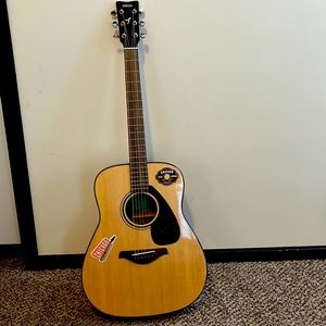 Yamaha Guitar